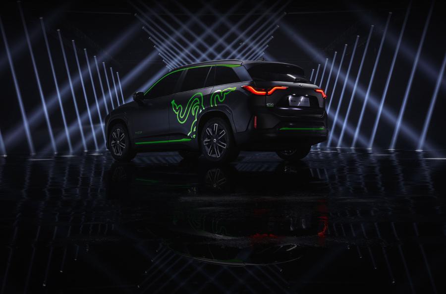  NIO ES6 Night Explorer Edition by Razer 2019 года  (фото 3 из 4)